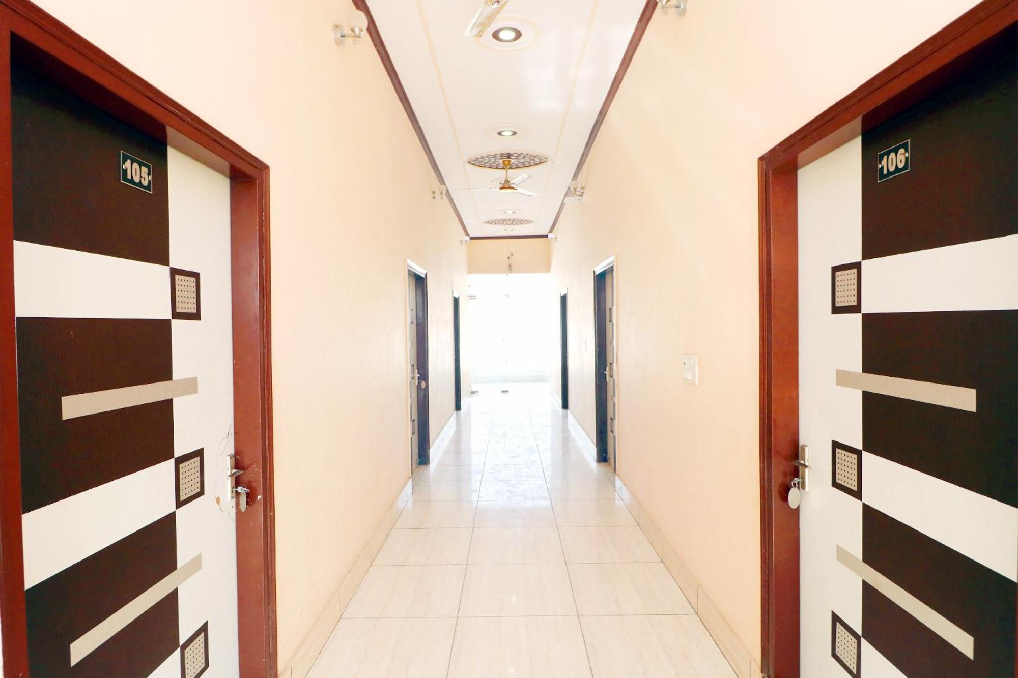 Hotel O Pushp Vatika Bhiwani Buitenkant foto